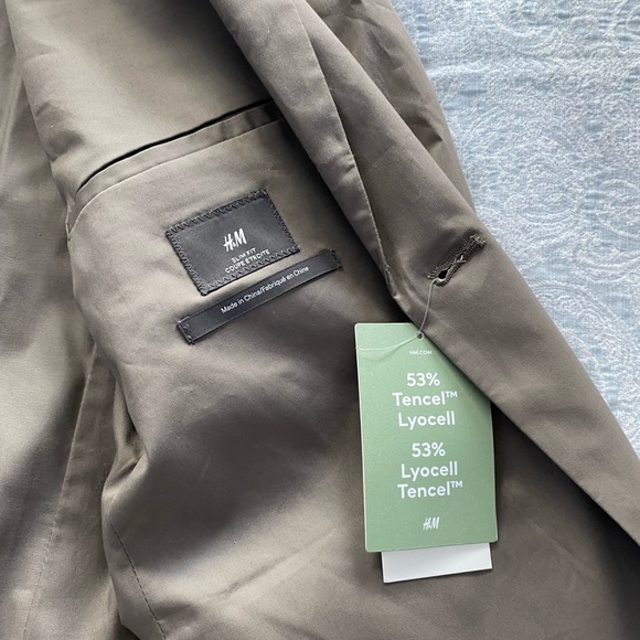 SALE🎉 Blazer - Picture 3 of 4